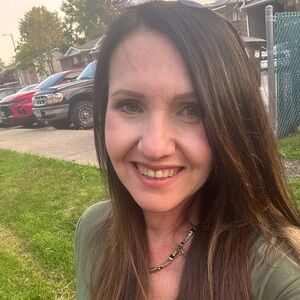 Meet your Posher, Lana